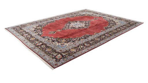 Corner detail of 1980s Kashan rug showing border pattern and Wool pile