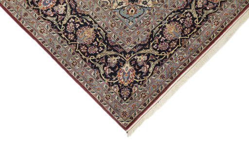 Central medallion detail of 1980s Kashan rug from Iran / Persia