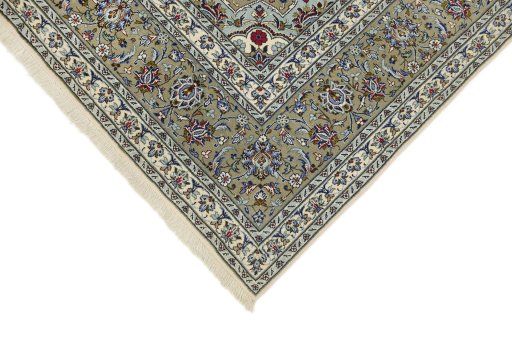 Backside of handmade 1990s Kashan rug showing knot structure and weave density