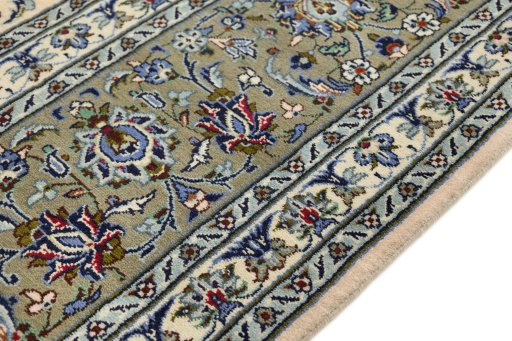 Close-up detail of 1990s Kashan rug from Iran / Persia showing Wool weave