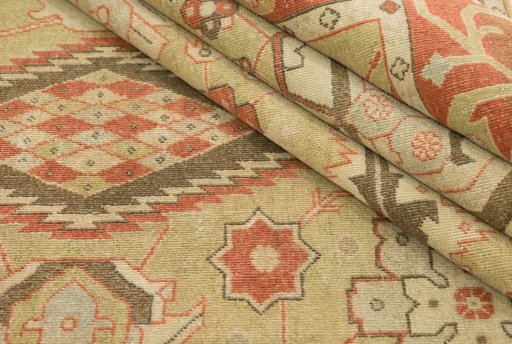Backside of handmade 1990s Kashan rug showing knot structure and weave density