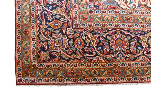 Close-up detail of 2000s Kashan rug from Iran / Persia showing Wool weave
