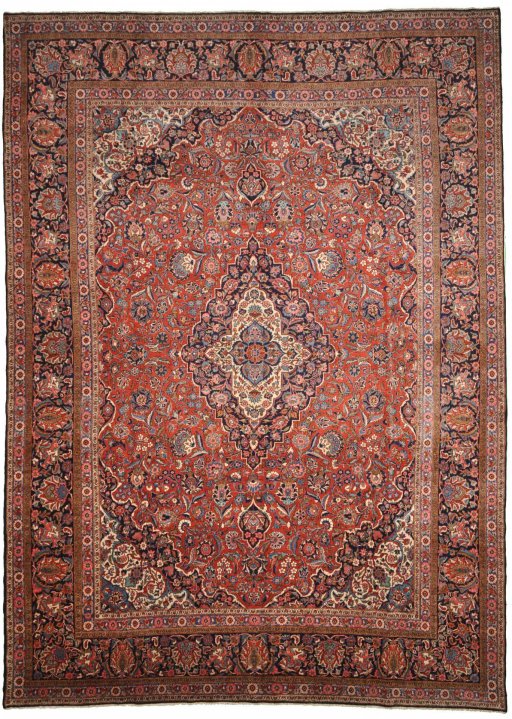 Full view of 1930s Kashan rug from Iran / Persia, 464 × 335 cm in Red tones