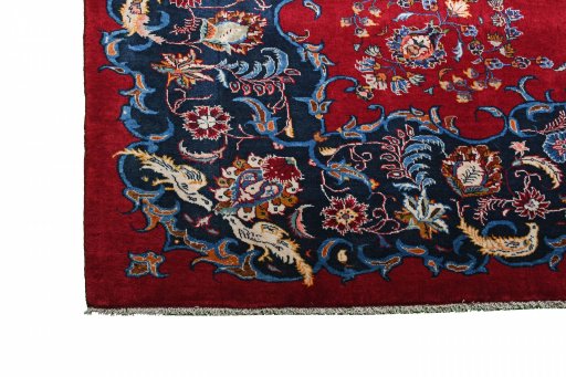 Close-up detail of 2000s Kashan rug from Iran / Persia showing Wool weave