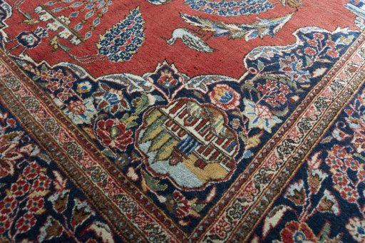 Close-up detail of 1930s Kashan rug from Iran / Persia showing Wool weave
