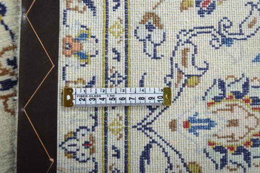 Surface texture of New Kashan rug with natural Wool and intricate pattern