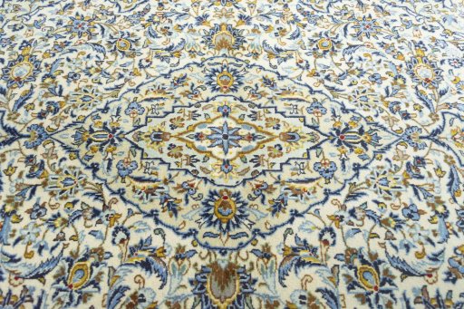 Central medallion detail of New Kashan rug from Iran / Persia
