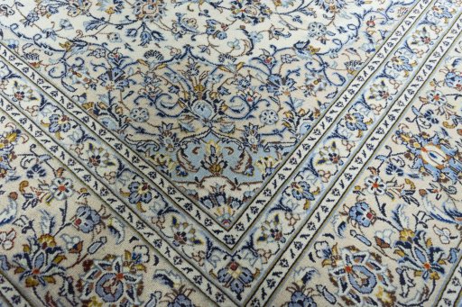 Close-up detail of 2000s Kashan rug from Iran / Persia showing Wool weave