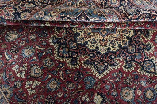 Close-up detail of 1930s Kashan rug from Iran / Persia showing Wool weave