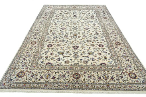 Surface texture of 2000s Kashan rug with natural Wool and intricate pattern