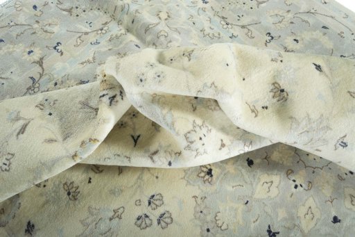 Surface texture of New Kashan rug with natural Wool and intricate pattern