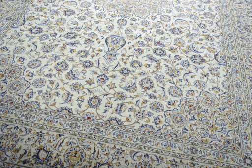 Close-up detail of 2000s Kashan rug from Iran / Persia showing Wool weave