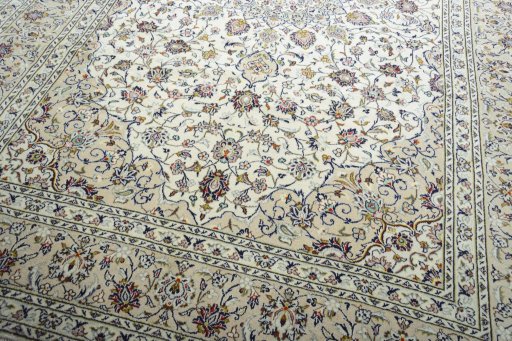 Close-up detail of 2000s Kashan rug from Iran / Persia showing Wool weave