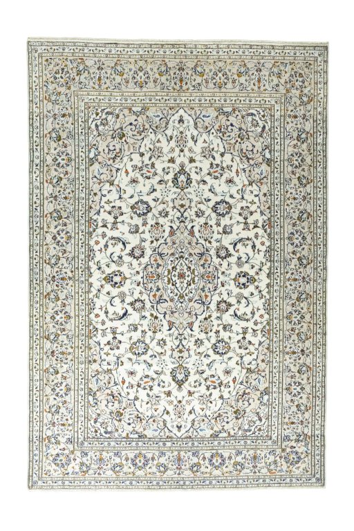 Full view of New Kashan rug from Iran / Persia, 290 × 193 cm in Beige tones