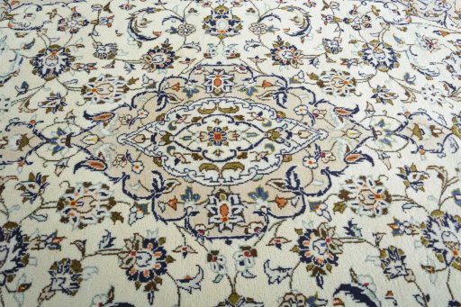 Central medallion detail of New Kashan rug from Iran / Persia
