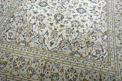 Close-up detail of New Kashan rug from Iran / Persia showing Wool weave