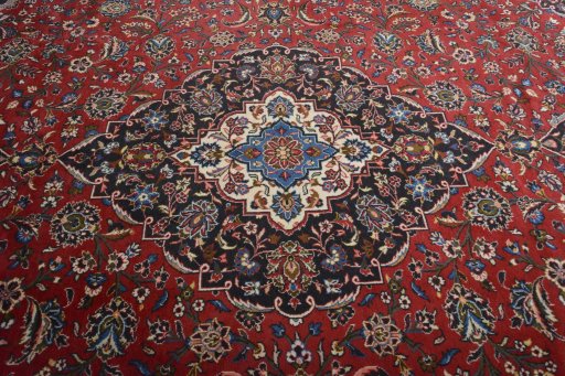 Central medallion detail of 2000s Kashan rug from Iran / Persia