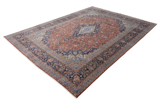 Corner detail of New Kashan rug showing border pattern and Cork pile