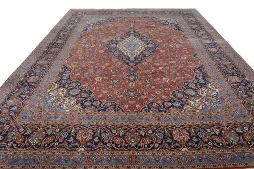 Surface texture of New Kashan rug with natural Cork and intricate pattern
