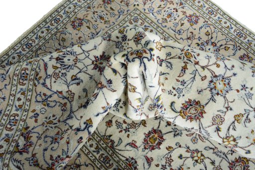 Surface texture of New Kashan rug with natural Wool and intricate pattern