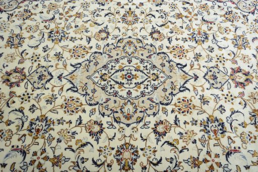 Central medallion detail of New Kashan rug from Iran / Persia