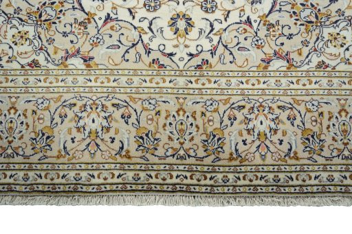 Full view of New Kashan rug from Iran / Persia, 296 × 194 cm in Beige tones