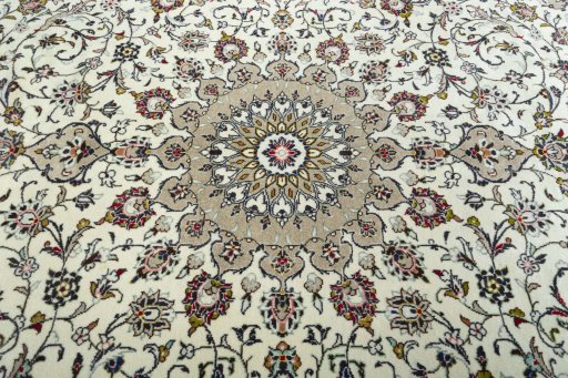 Central medallion detail of New Kashan rug from Iran / Persia