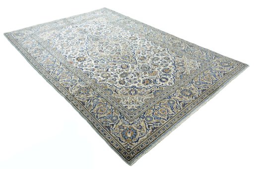 Close-up detail of New Kashan rug from Iran / Persia showing Wool weave