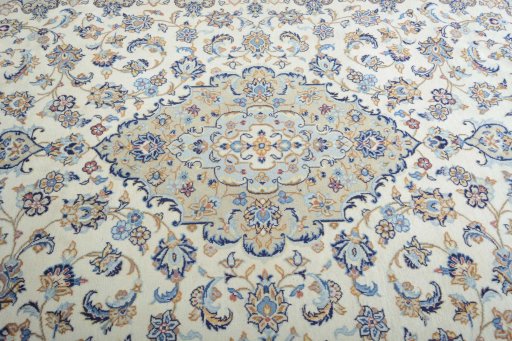 Central medallion detail of New Kashan rug from Iran / Persia