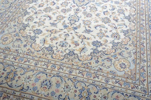 Close-up detail of New Kashan rug from Iran / Persia showing Wool weave