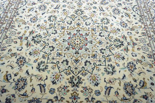 Central medallion detail of New Kashan rug from Iran / Persia