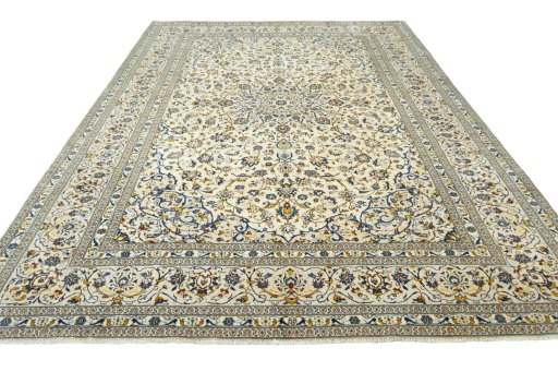 Surface texture of New Kashan rug with natural Wool and intricate pattern