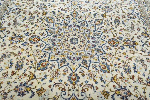 Central medallion detail of New Kashan rug from Iran / Persia
