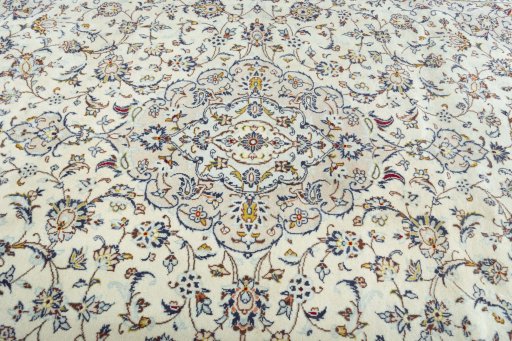 Central medallion detail of New Kashan rug from Iran / Persia