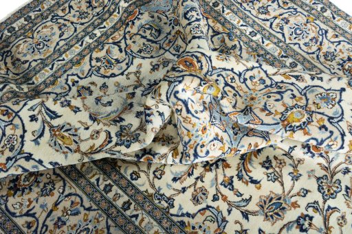 Surface texture of New Kashan rug with natural Wool and intricate pattern
