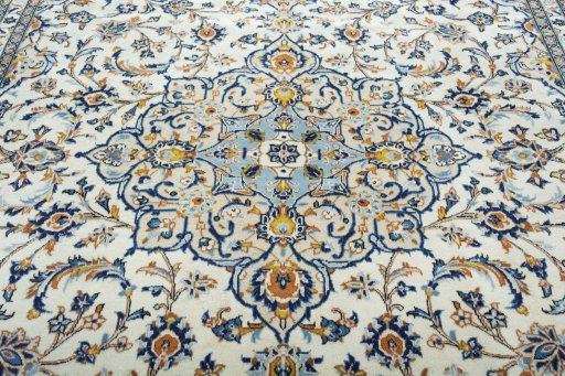 Central medallion detail of New Kashan rug from Iran / Persia