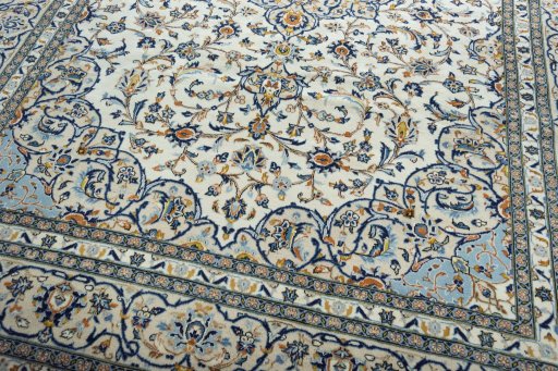 Close-up detail of New Kashan rug from Iran / Persia showing Wool weave