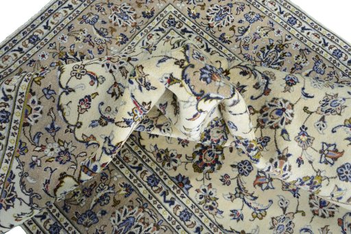 Surface texture of New Kashan rug with natural Wool and intricate pattern