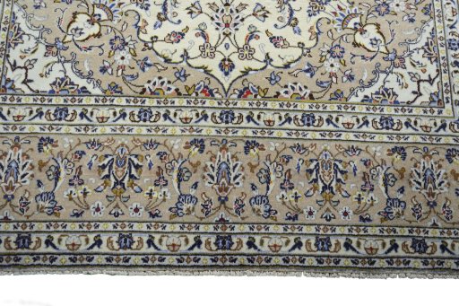 Full view of New Kashan rug from Iran / Persia, 300 × 200 cm in Beige tones