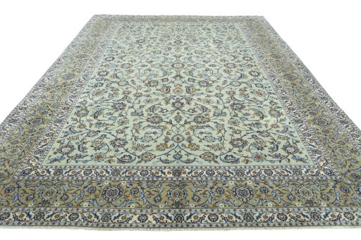 Surface texture of 2000s Kashan rug with natural Wool and intricate pattern