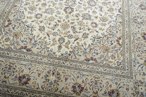 Close-up detail of 2000s Kashan rug from Iran / Persia showing Wool weave