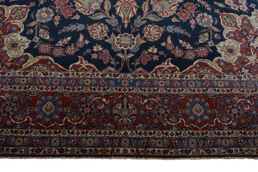 Full view of 1930s Kashan rug from Iran / Persia, 440 × 316 cm in Blue tones