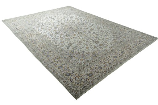 Close-up detail of New Kashan rug from Iran / Persia showing Wool weave