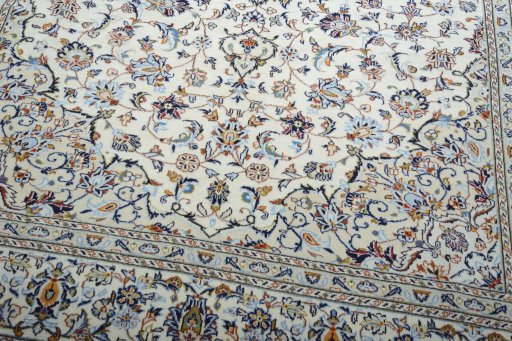 Central medallion detail of 2000s Kashan rug from Iran / Persia