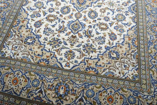 Close-up detail of 2000s Kashan rug from Iran / Persia showing Wool weave