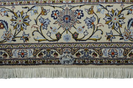 Full view of New Kashan rug from Iran / Persia, 296 × 205 cm in Beige tones