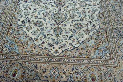 Close-up detail of 2000s Kashan rug from Iran / Persia showing Wool weave