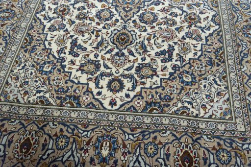 Close-up detail of 2000s Kashan rug from Iran / Persia showing Wool weave