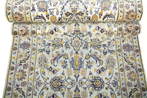 Full view of New Kashan rug from Iran / Persia, 430 × 90 cm in Beige tones