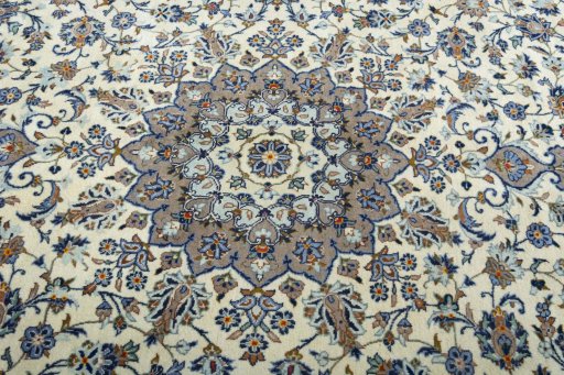 Central medallion detail of New Kashan rug from Iran / Persia